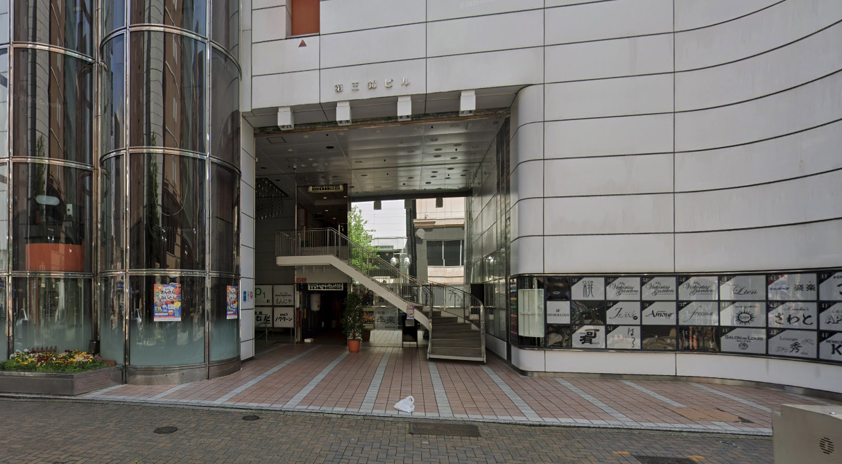 胡蝶　コチョウ（ラウンジ）